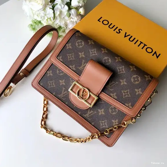 Cheap MM（2019 Louis Dauphine Vuitton Spring Show） 0705